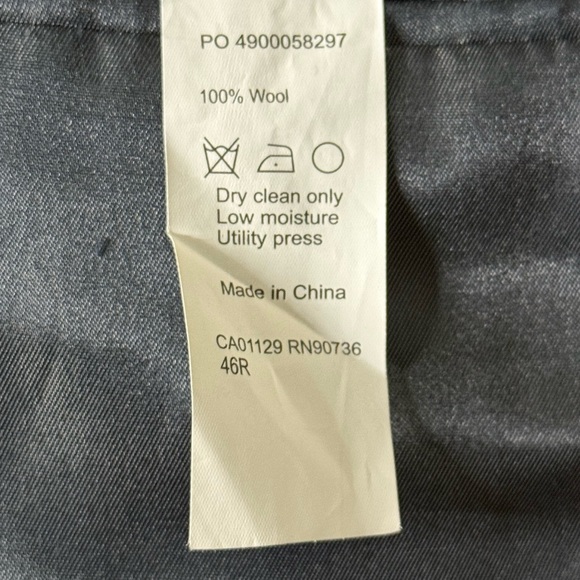 Calvin Klein Men’s 100% Wool 2 Button Fashion Blazer Gray 46R - Picture 5 of 8